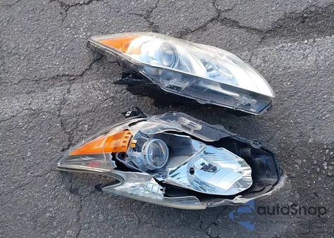 2014 Toyota Prius Three z USA, uszkodzony, nr VIN JTDKN3DUXE1781247